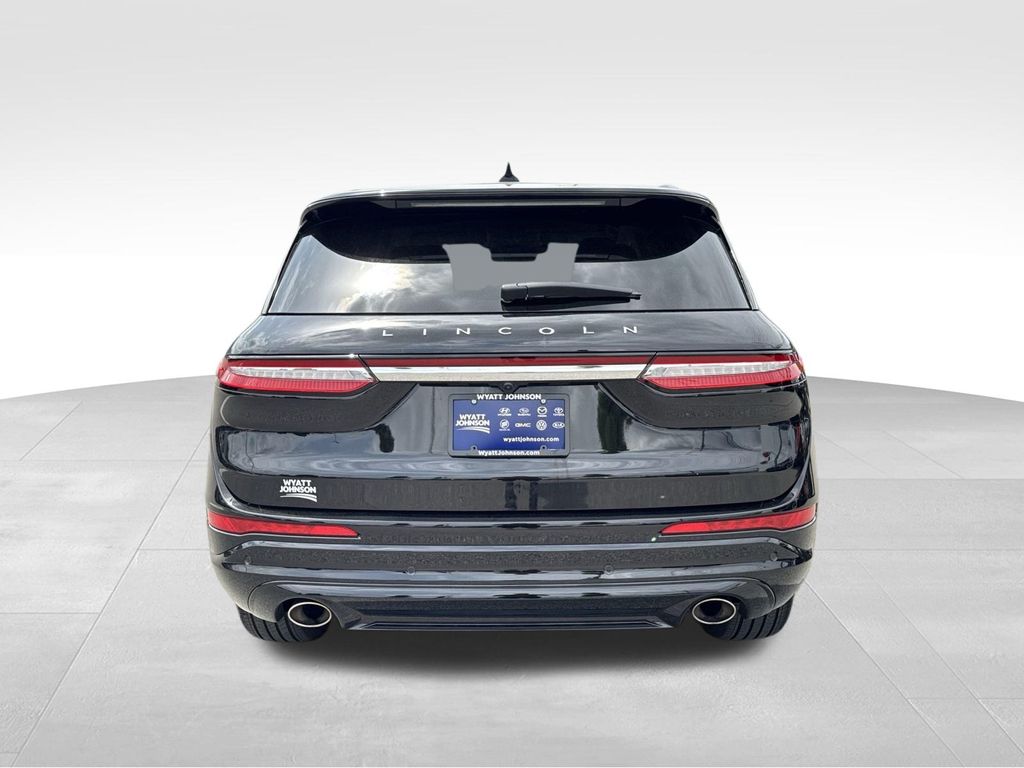 2024 Infinite Black Metallic Clearcoat Lincoln Corsair Reserve FWD SUV