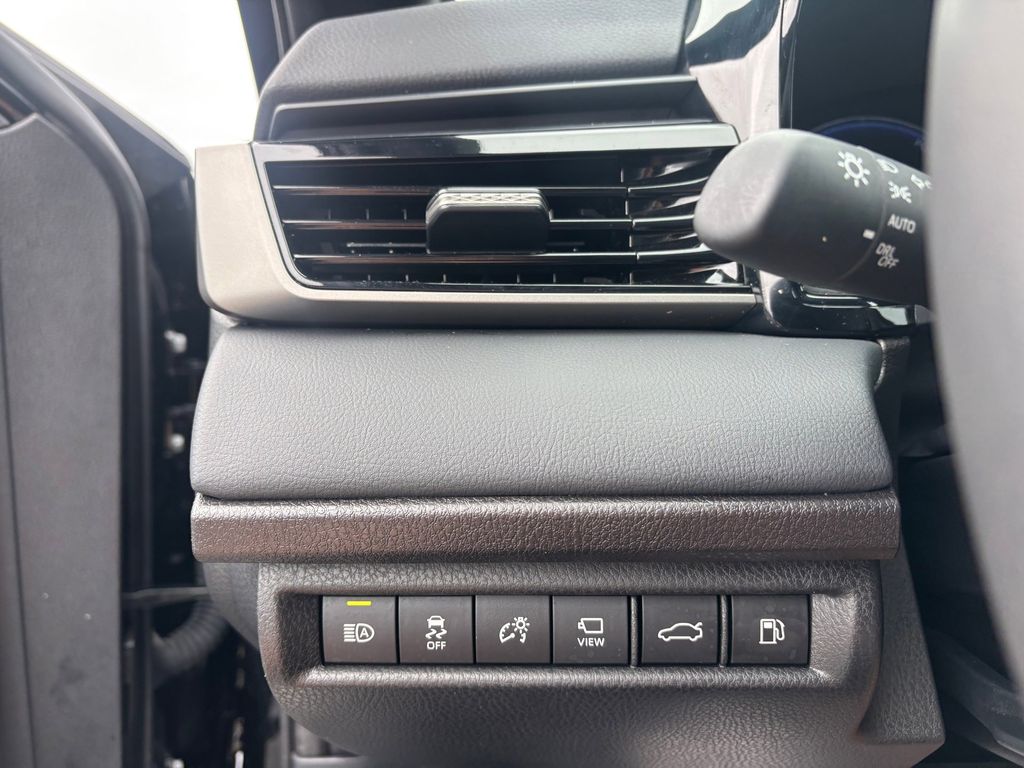 Used Car 2025 Toyota Camry  Xse For Sale Under $40,000 In Austin, Texas