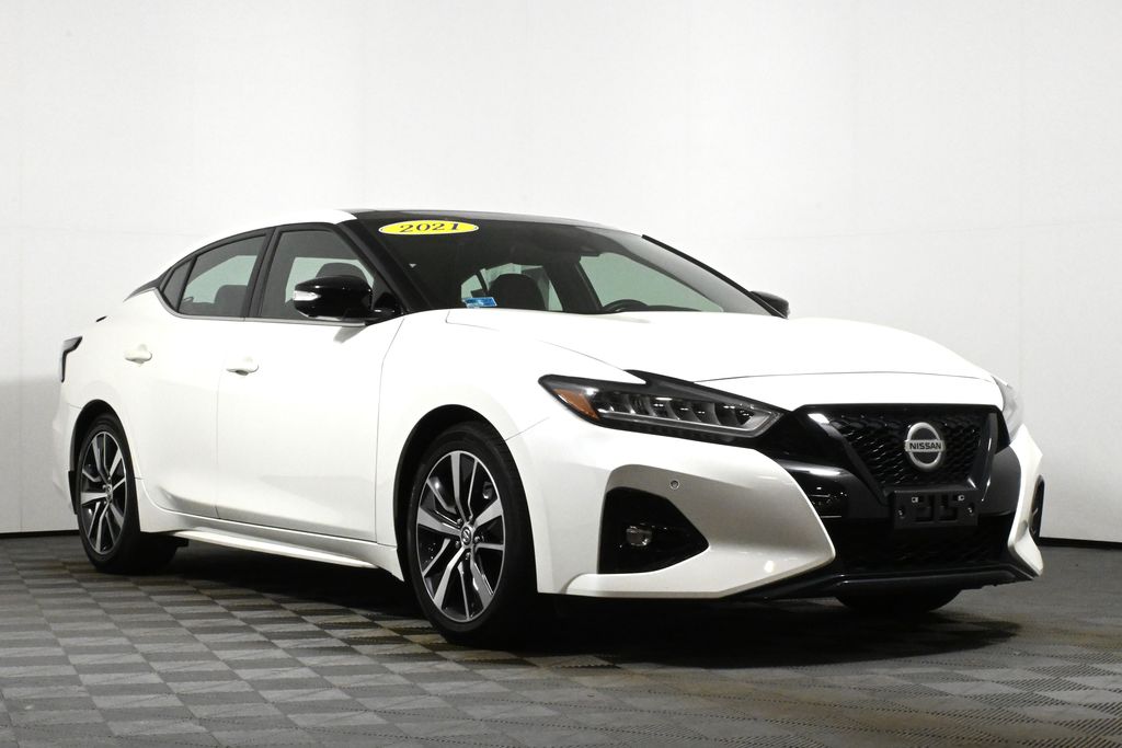 2021 Nissan Maxima SR 10