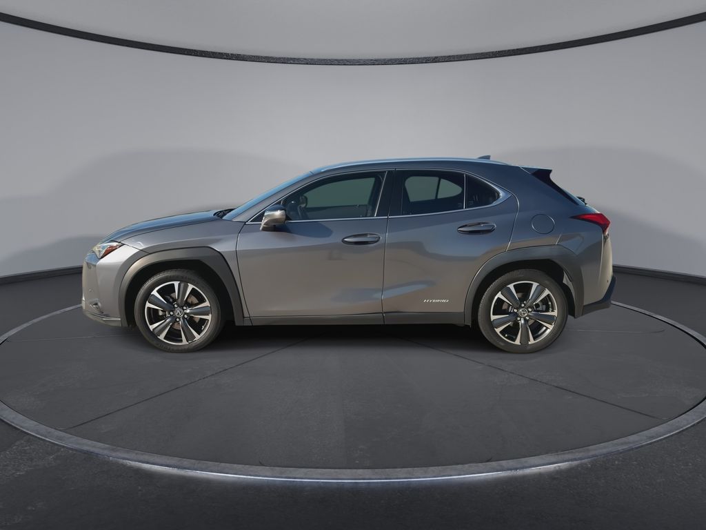 Thumbnail: 2021 Lexus UX - 5