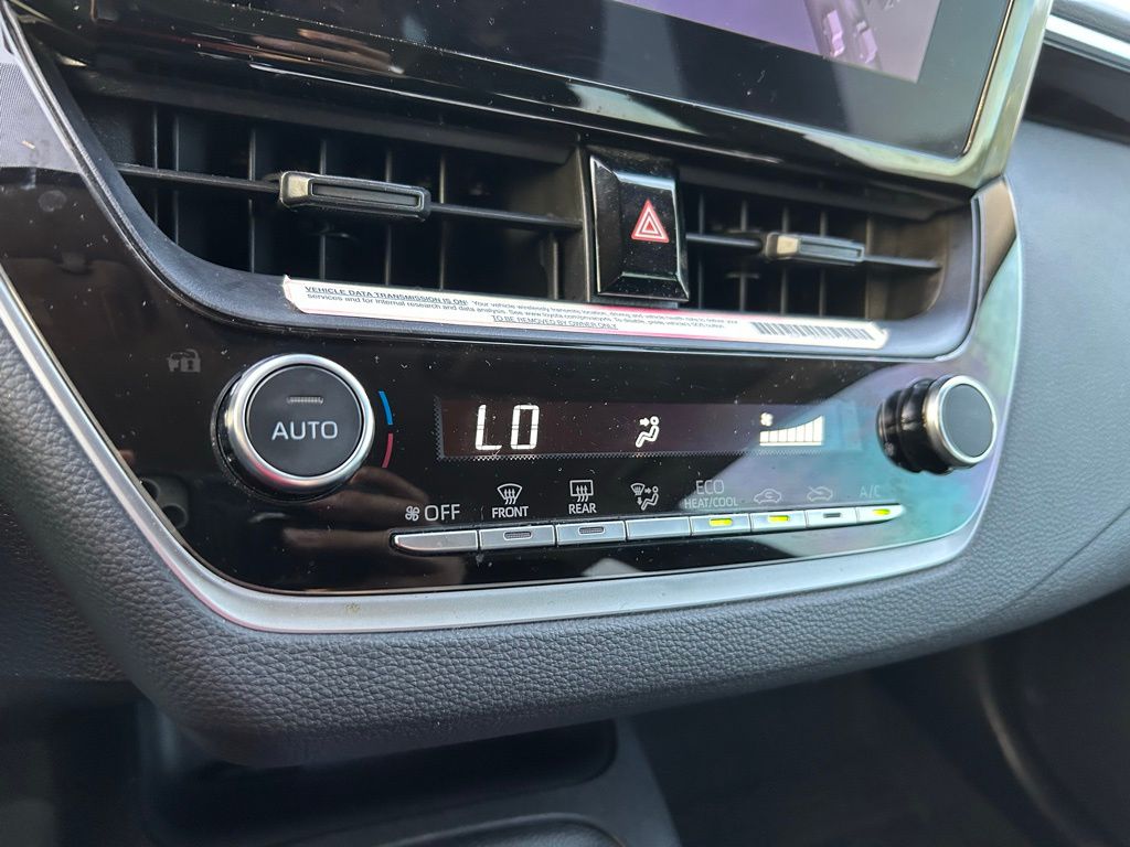 Thumbnail: 2024 Toyota Corolla - 25
