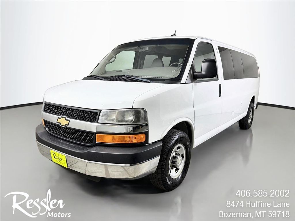  2014 Chevrolet Express 3500 1LT Extended RWD   