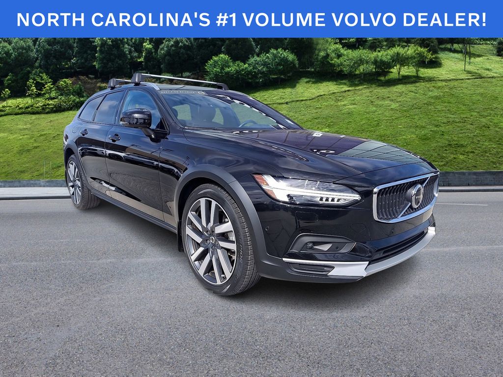 Onyx Black Metallic 2024 Volvo V90 Wagon All-Wheel Drive Automatic