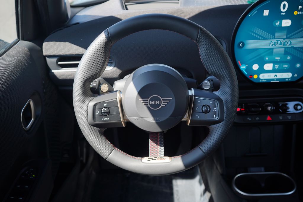 Thumbnail: 2026 MINI Cooper - 9