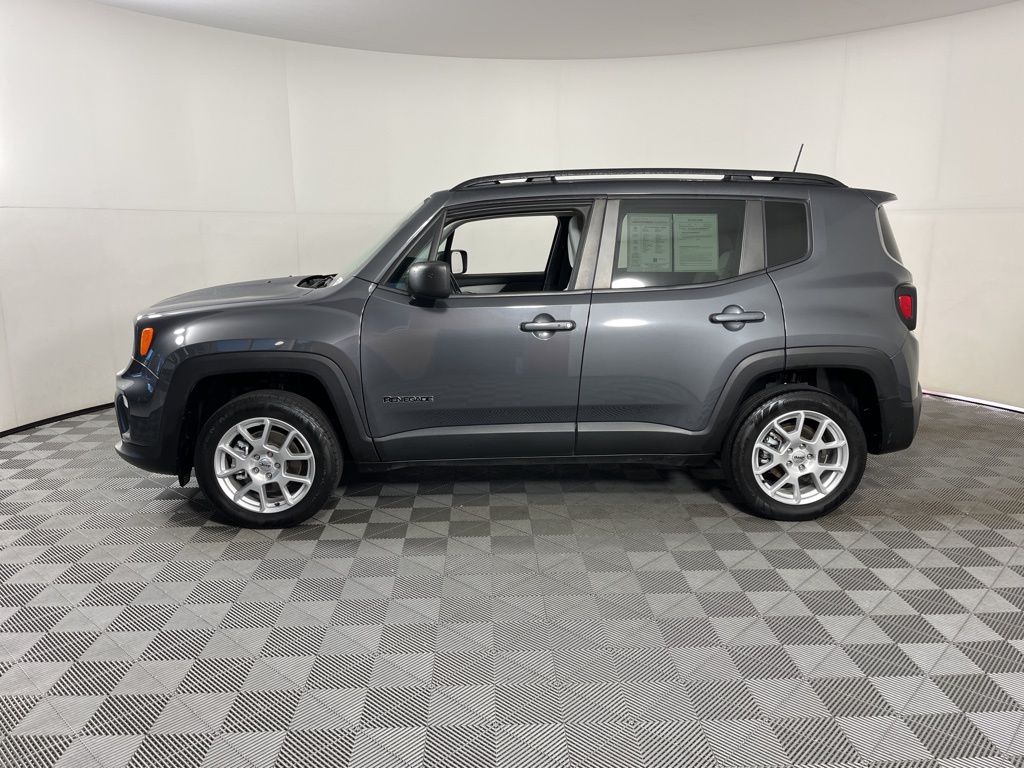 Thumbnail: 2022 Jeep Renegade - 2