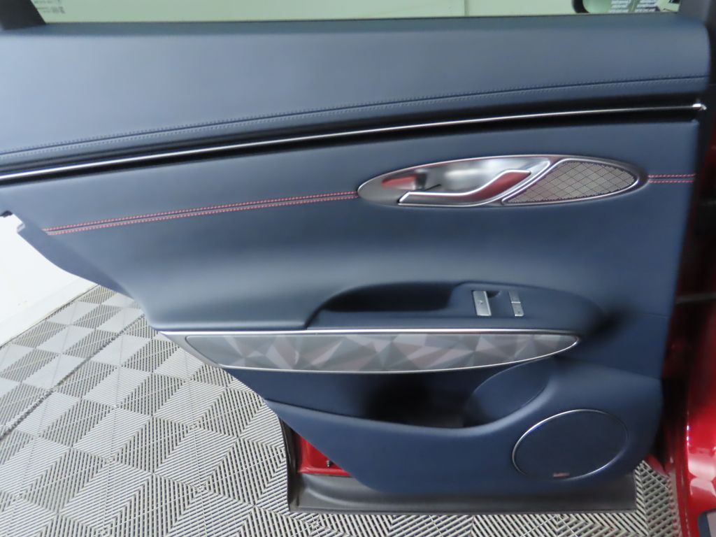 Thumbnail: 2022 Genesis GV70 - 27