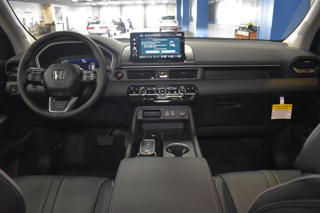 Thumbnail: 2025 Honda Pilot - 10