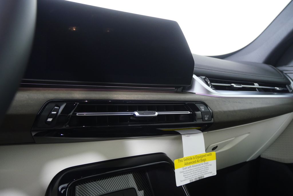 Thumbnail: 2026 BMW X1 - 21