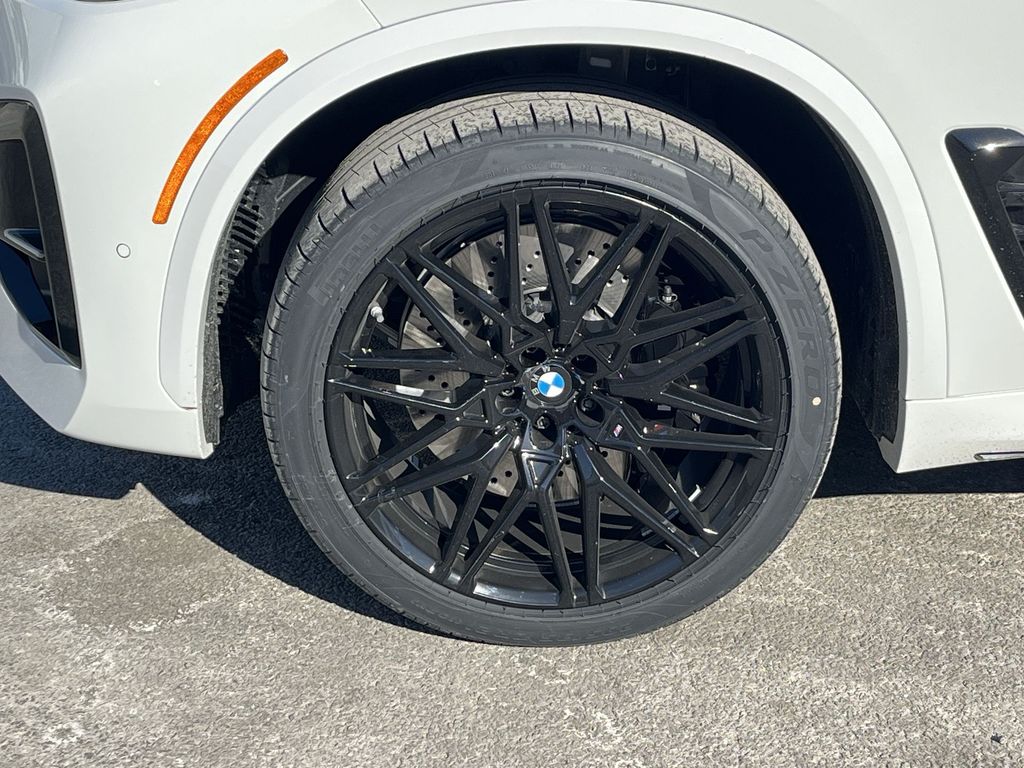 Thumbnail: 2026 BMW X5 - 10