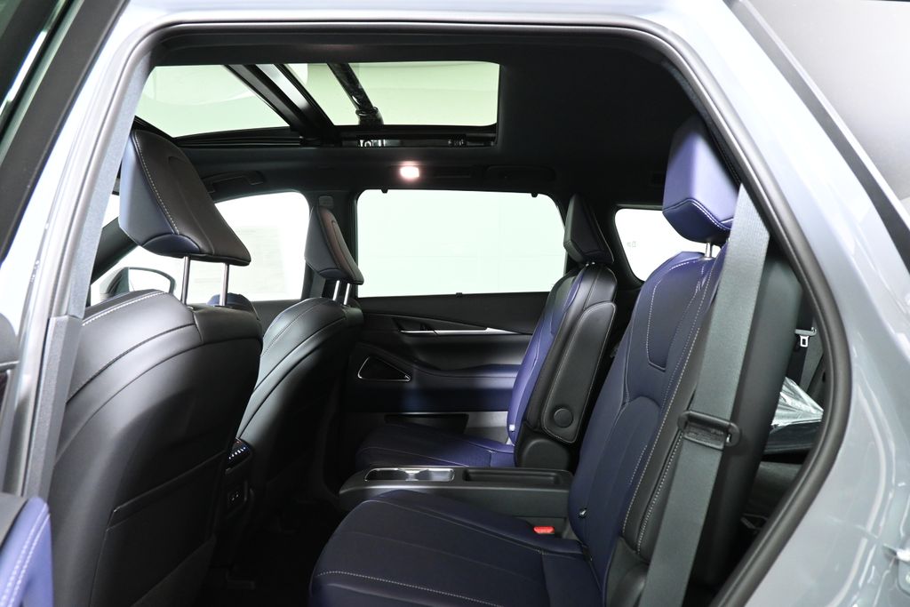 Thumbnail: 2026 INFINITI QX60 - 28