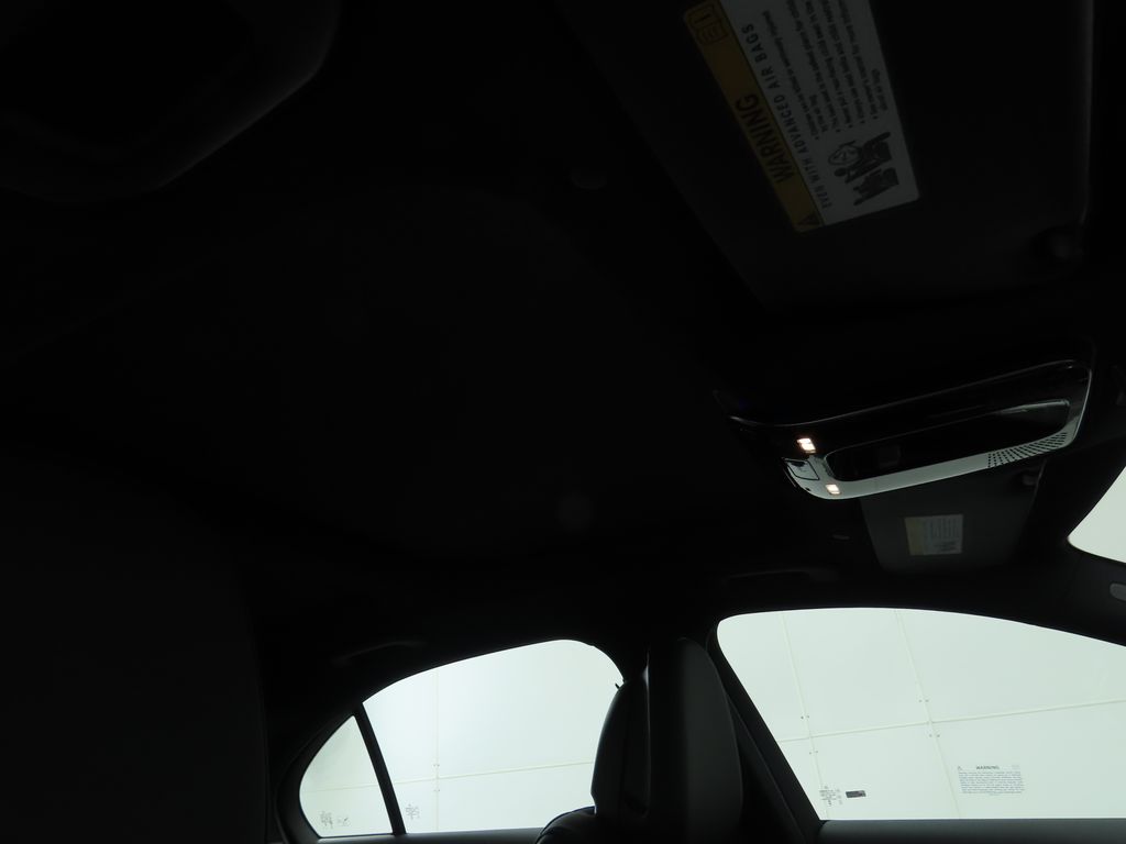 Thumbnail: 2025 Mercedes-Benz C-Class - 19