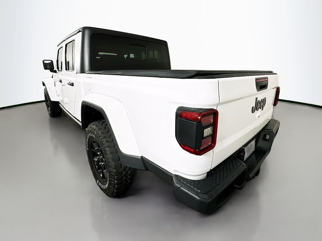 Thumbnail: 2024 Jeep Gladiator - 7