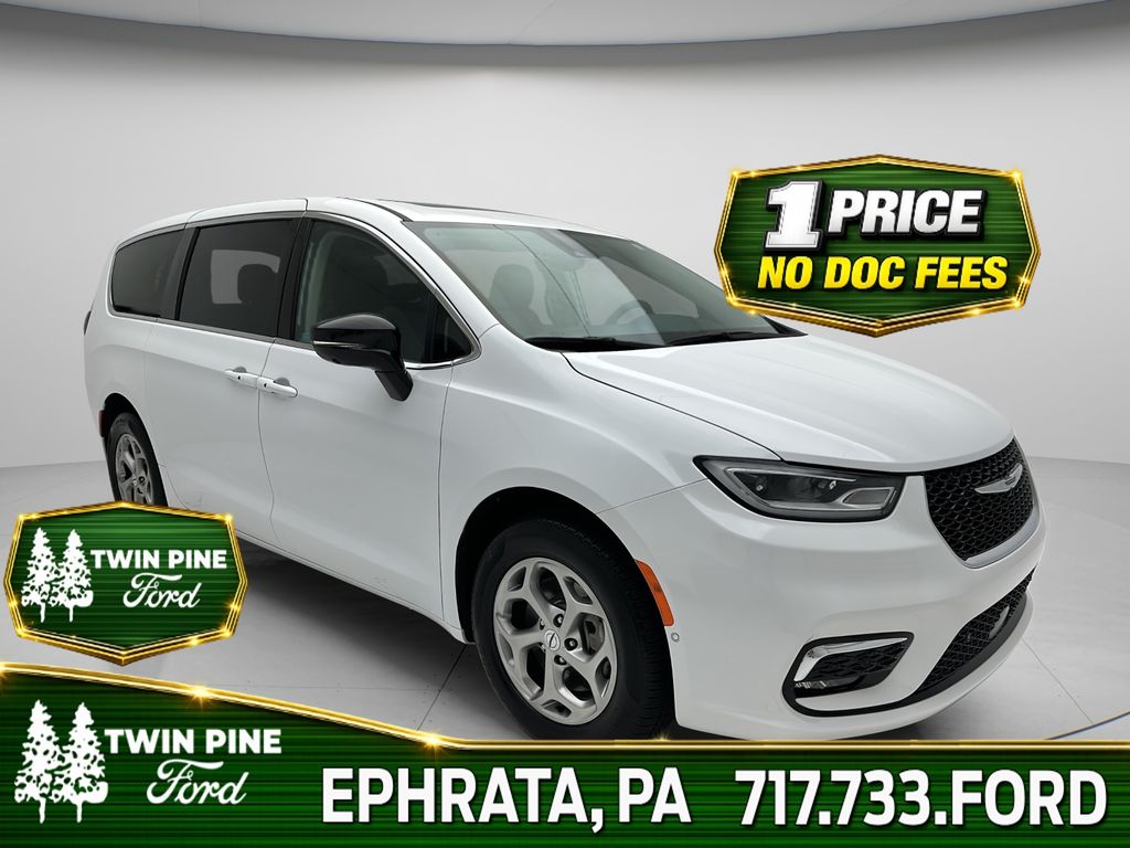 Bright White Clearcoat 2024 Chrysler Pacifica Minivan All-Wheel Drive 9-Speed Automatic