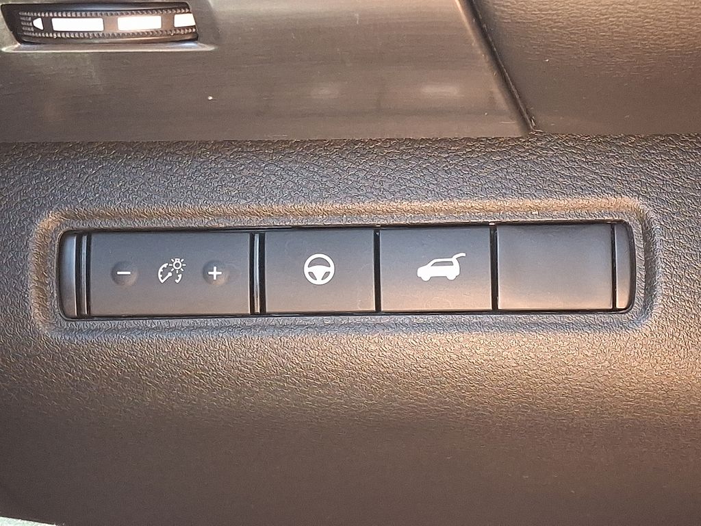2024 Nissan Pathfinder — photo 25