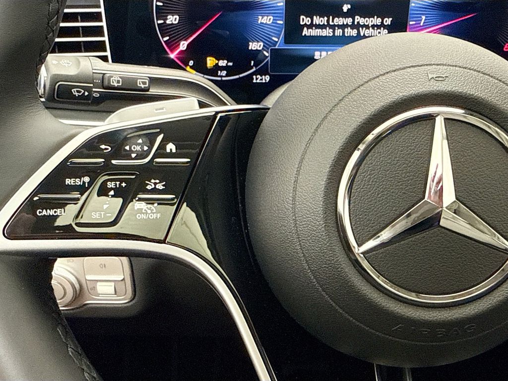 Thumbnail: 2026 Mercedes-Benz GLE - 11