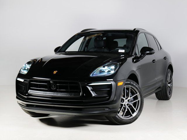 2026 Porsche Macan 2.0L I4 Turbo