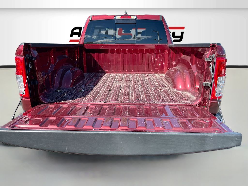 Used 2019 Red Ram Big Horn/Lone Star image 25