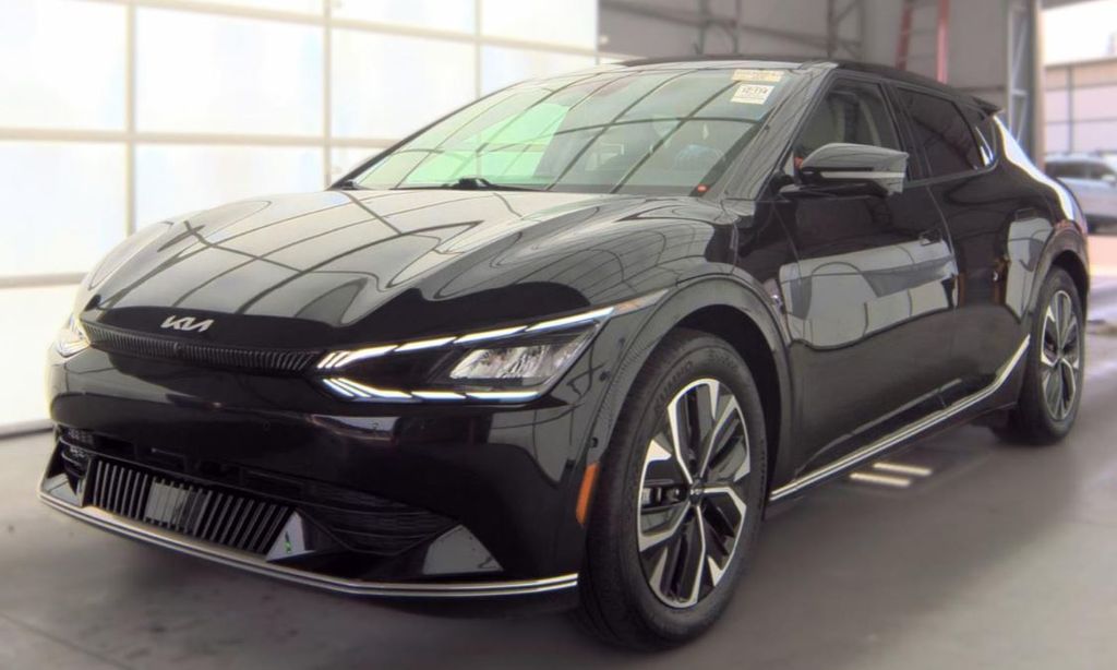 2023 Kia EV6 Wind