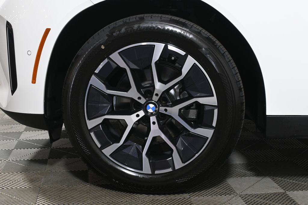 Thumbnail: 2026 BMW X3 - 12