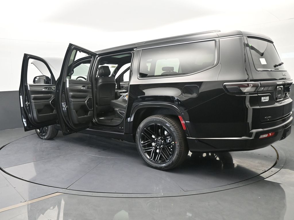 New 2026 High Gloss Black Jeep Limited Reserve image 75