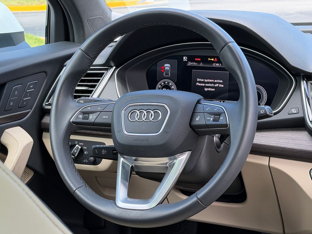 Thumbnail: 2023 Audi Q5 - 18