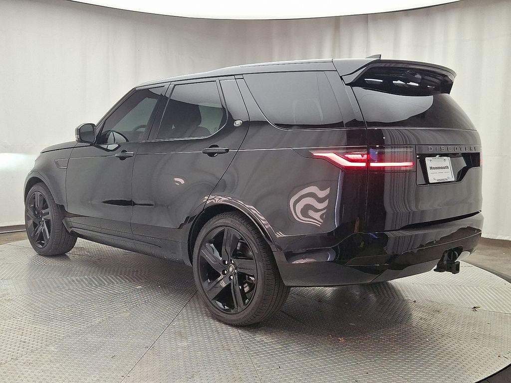 Thumbnail: 2024 Land Rover Discovery - 6