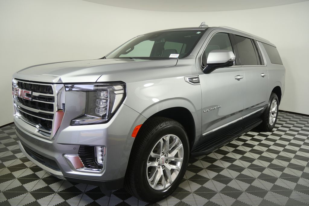 Thumbnail: 2023 GMC Yukon XL - 7
