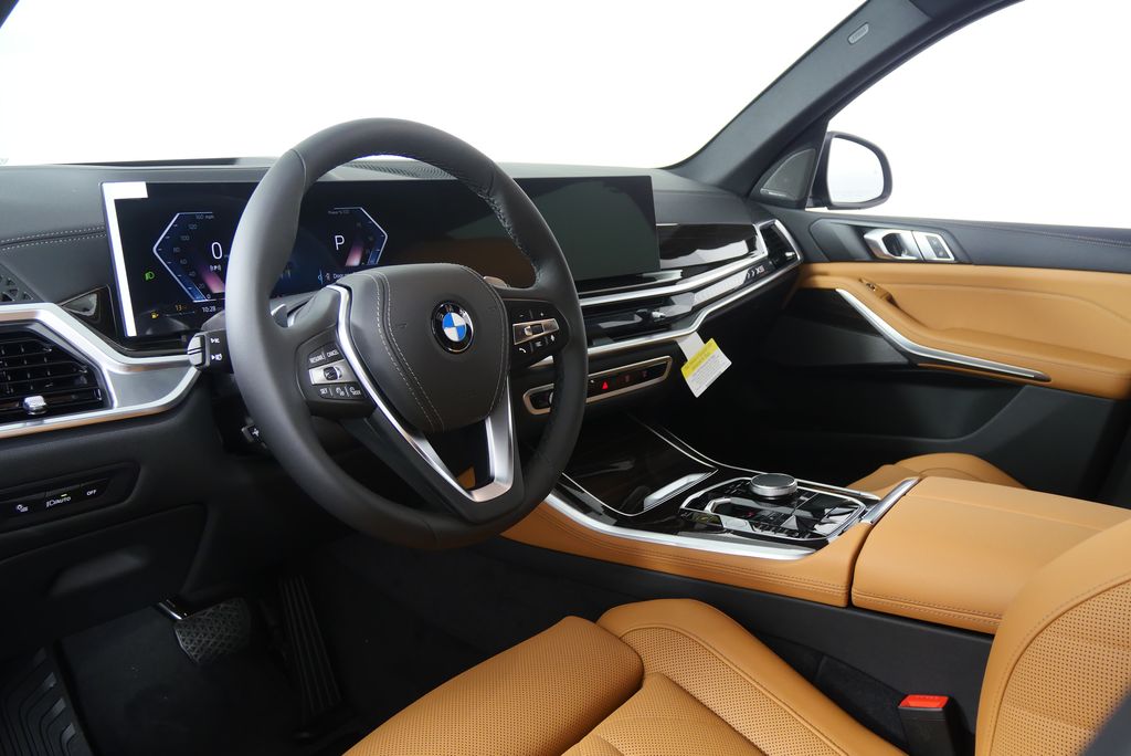 Thumbnail: 2026 BMW X5 - 12