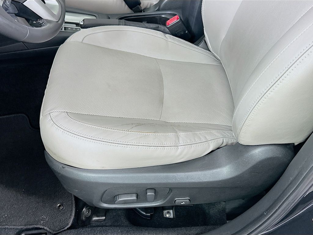 Thumbnail: 2018 Subaru Forester - 19