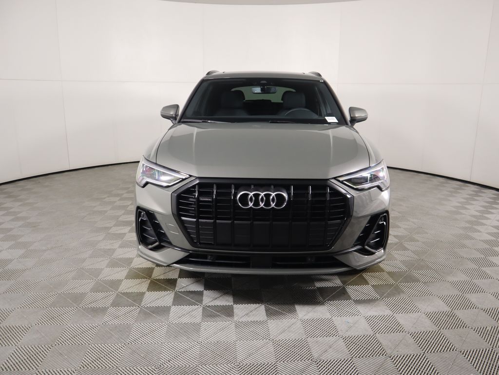 Thumbnail: 2025 Audi Q3 - 2
