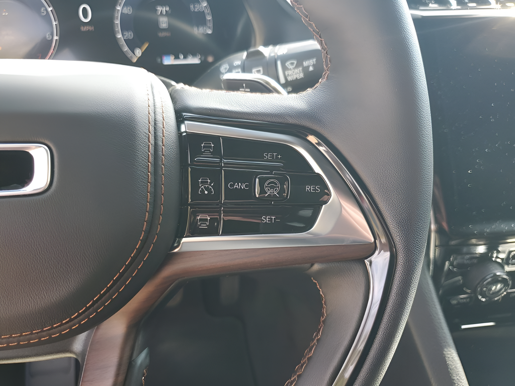 New Car 2025 Jeep Grand Cherokee L  Summit For Sale Under $70,000 In Austin, Texas