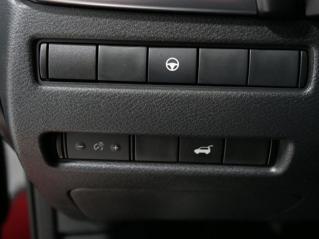 Used 2023 Nissan Rogue SUV