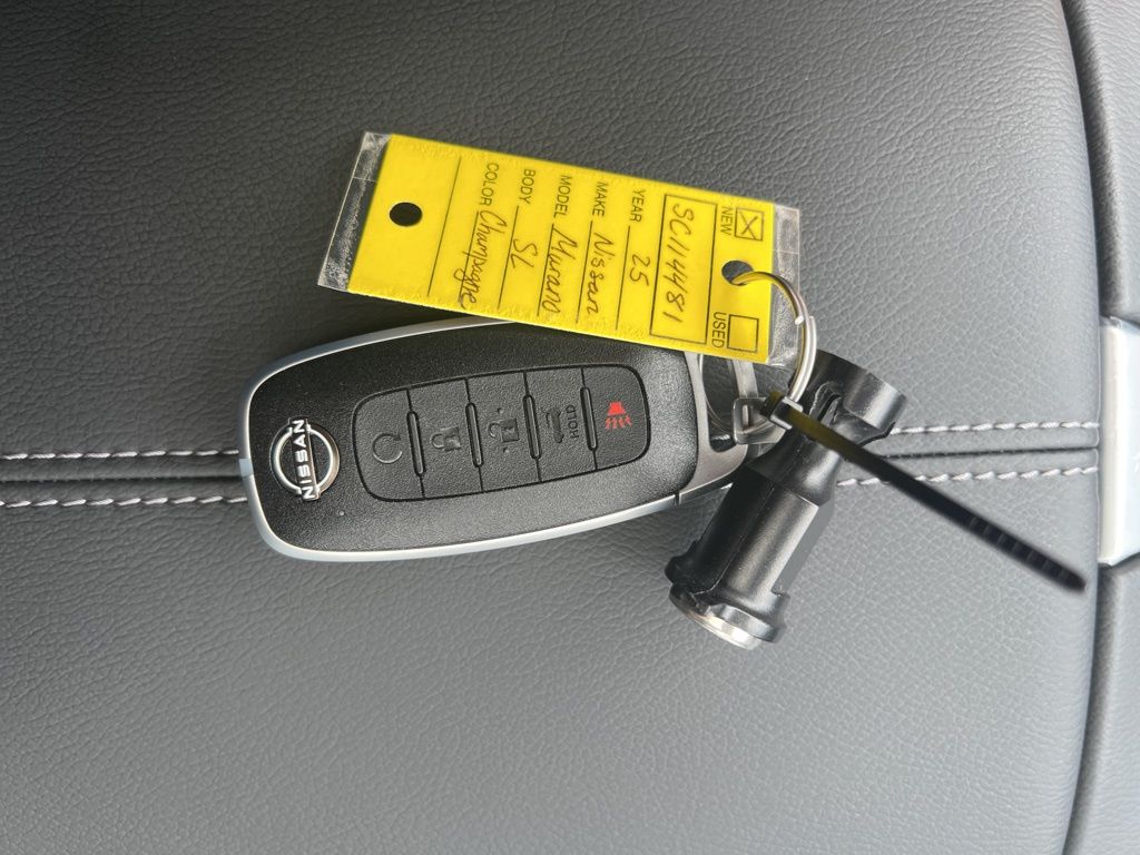 2025 Champagne Silver Metallic Nissan Murano SL AWD SUV