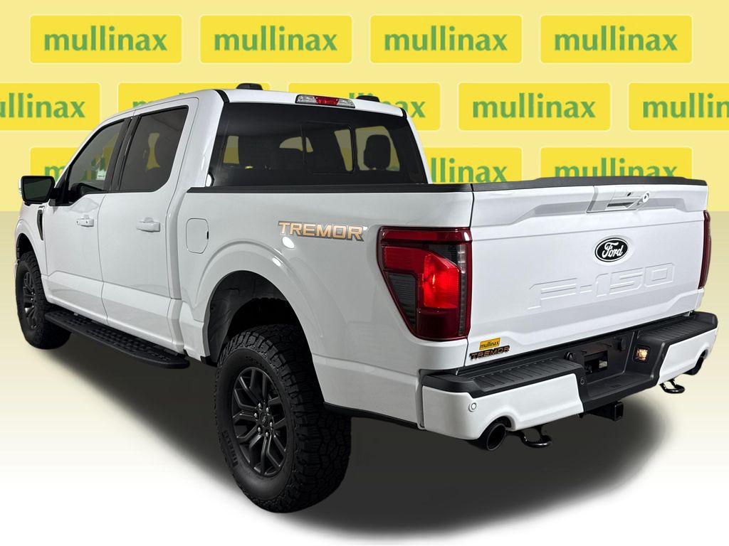 New 2026 White Ford Tremor image 3