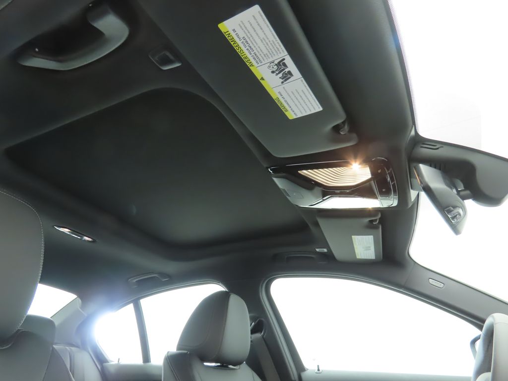 Thumbnail: 2025 BMW 3 Series - 18