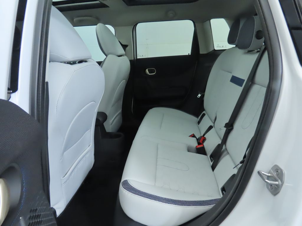 Thumbnail: 2026 MINI Cooper - 23