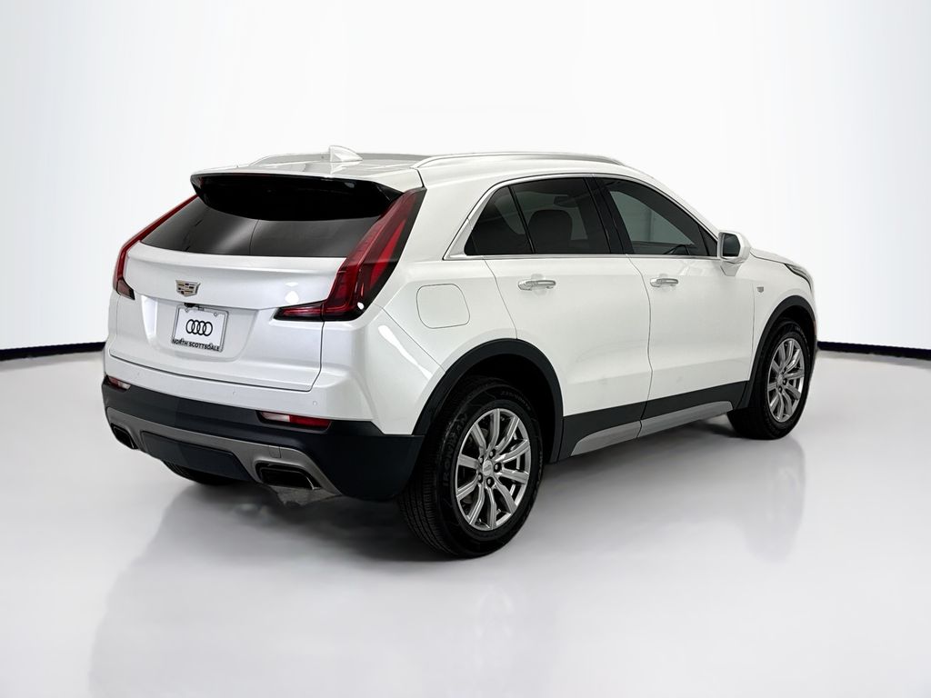 Thumbnail: 2019 Cadillac XT4 - 5