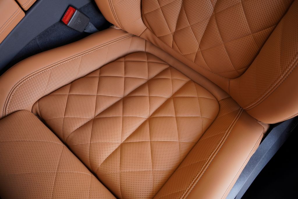 Thumbnail: 2026 BMW X5 - 11