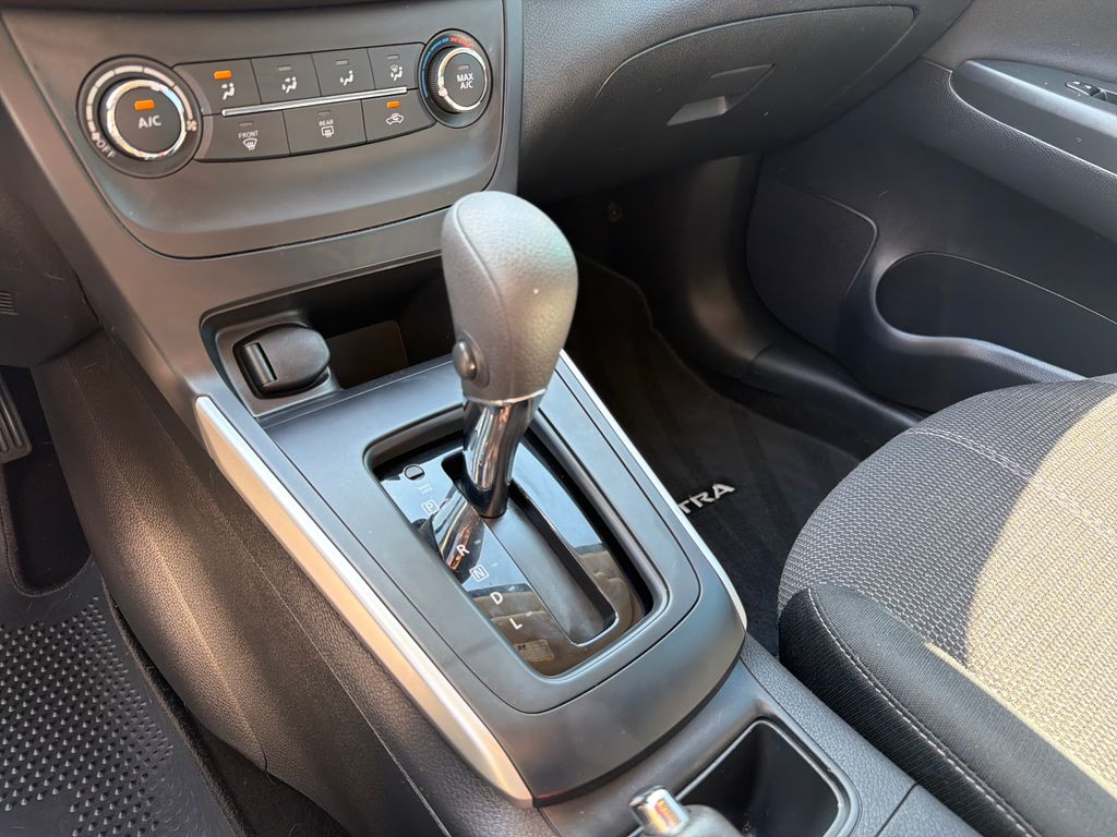 Used 2018 White Nissan S image 28