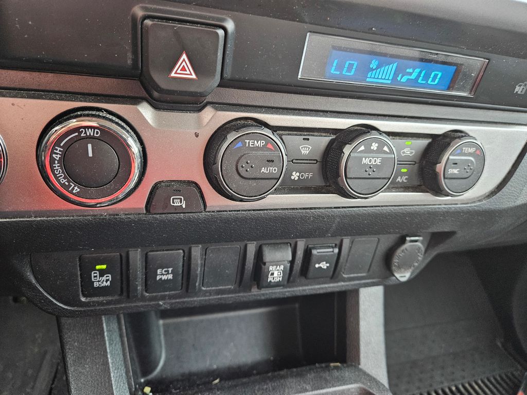 2023 Toyota Tacoma SR5 27