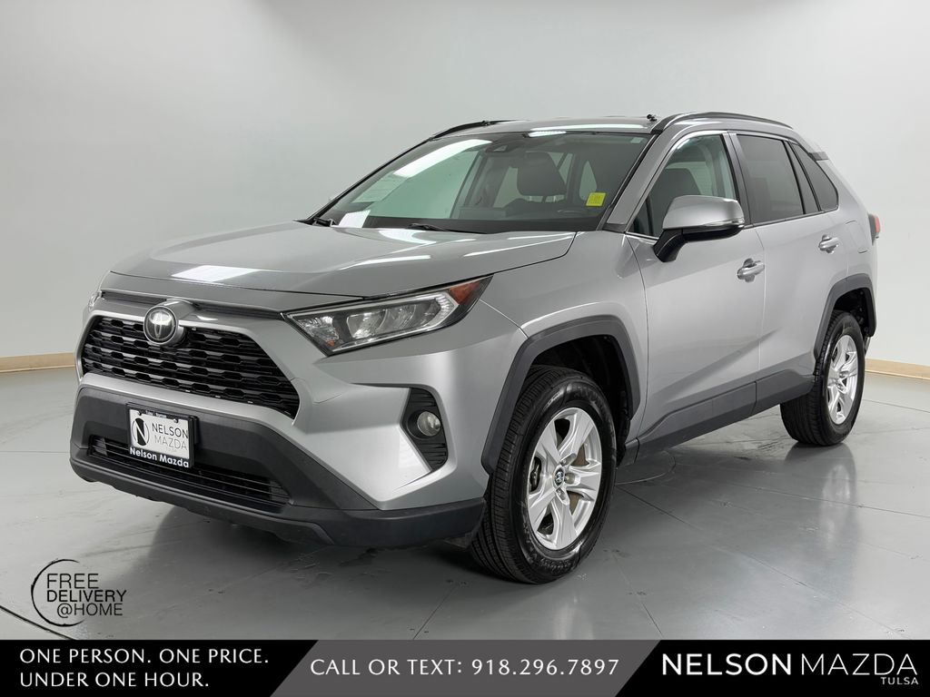 2020 Toyota RAV4 XLE