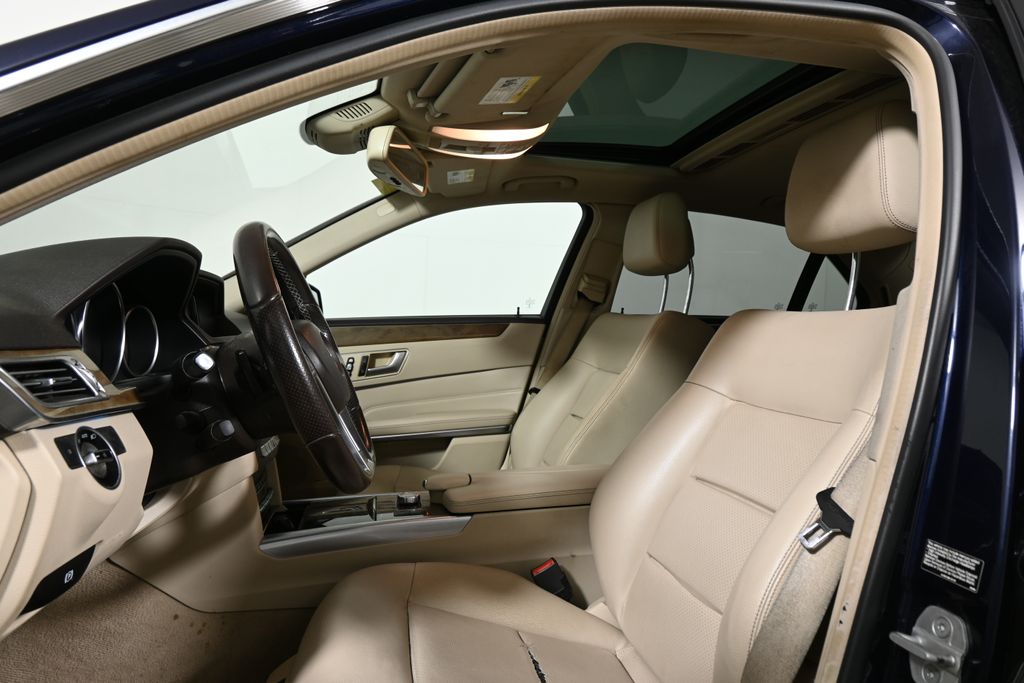 Thumbnail: 2015 Mercedes-Benz E-Class - 5