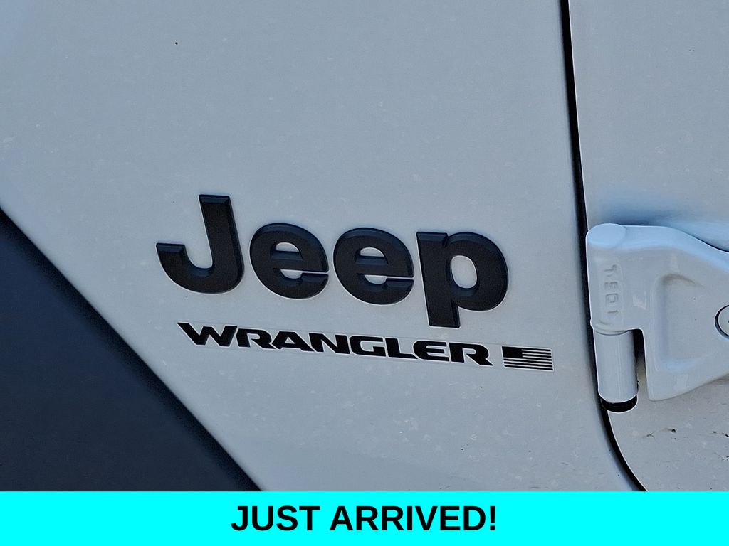Used 2025 Jeep Wrangler SUV