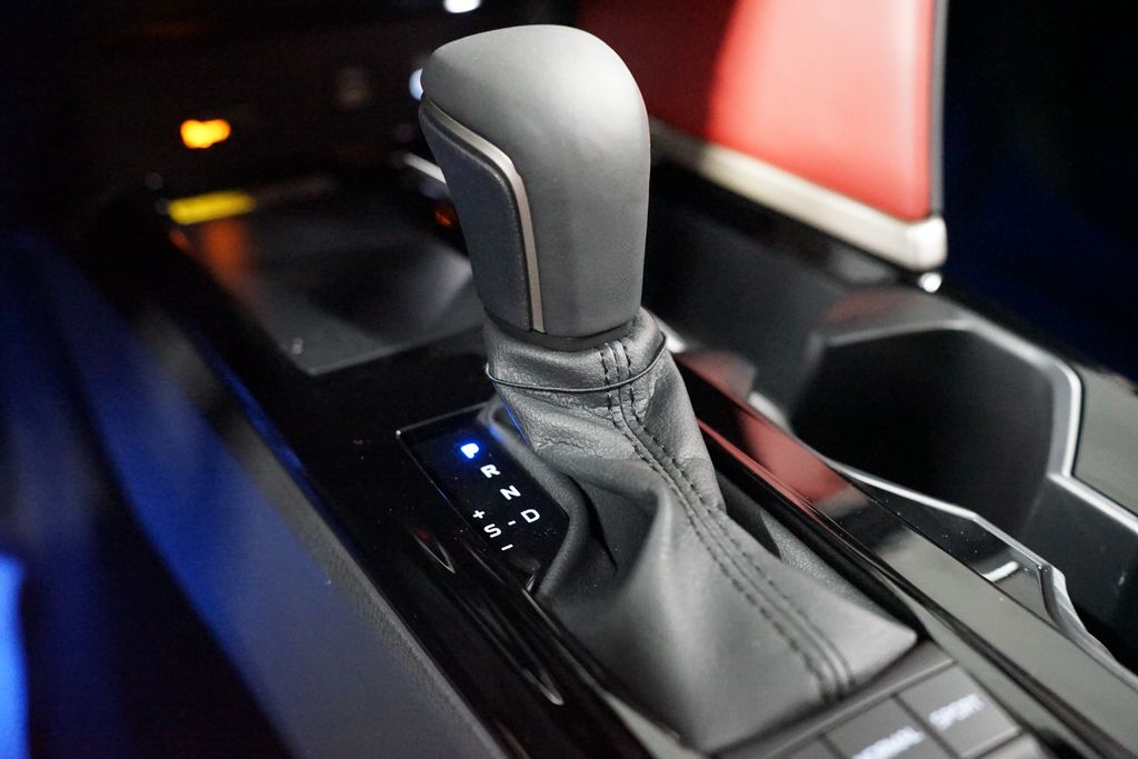 Thumbnail: 2025 Toyota Camry - 23