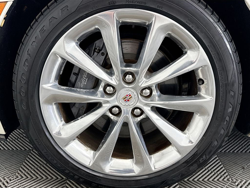 Thumbnail: 2013 Cadillac XTS - 29