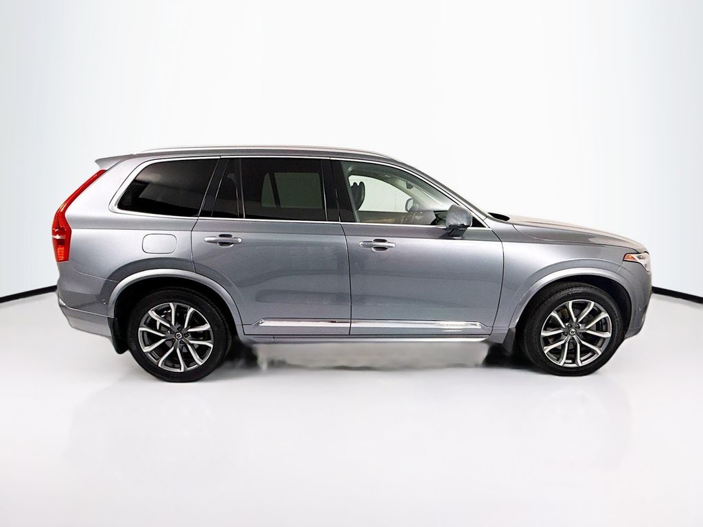 Thumbnail: 2017 Volvo XC90 - 4