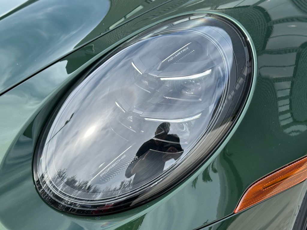 Thumbnail: 2026 Porsche 911 - 13