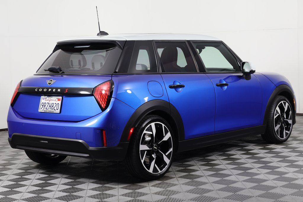 Thumbnail: 2025 MINI Cooper - 4