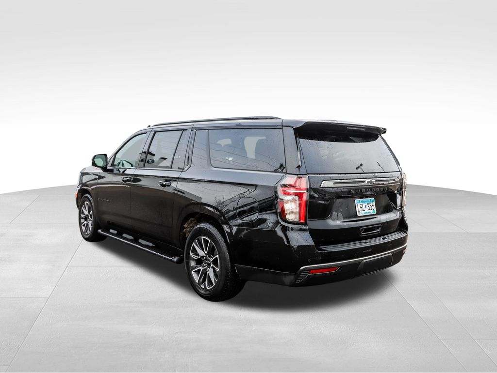 Thumbnail: 2022 Chevrolet Suburban - 3