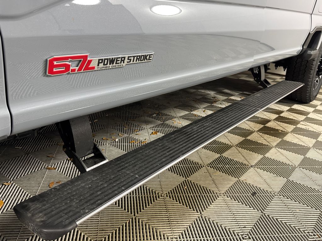 New 2026 Gray Ford Platinum image 31